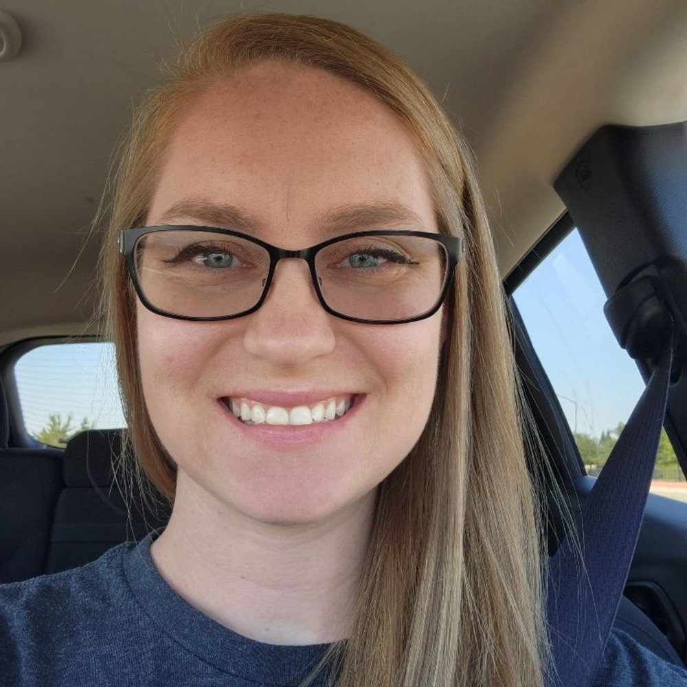 Meet your Posher, Whitney